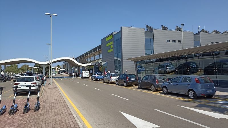 Salento Airport